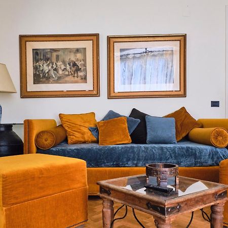Casa Rubinacci Apartment เนเปิลส์ ภายนอก รูปภาพ