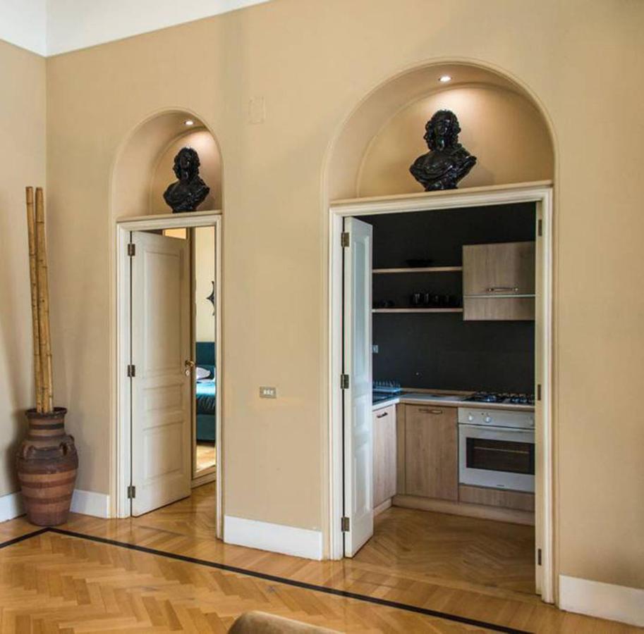 Casa Rubinacci Apartment เนเปิลส์ ภายนอก รูปภาพ