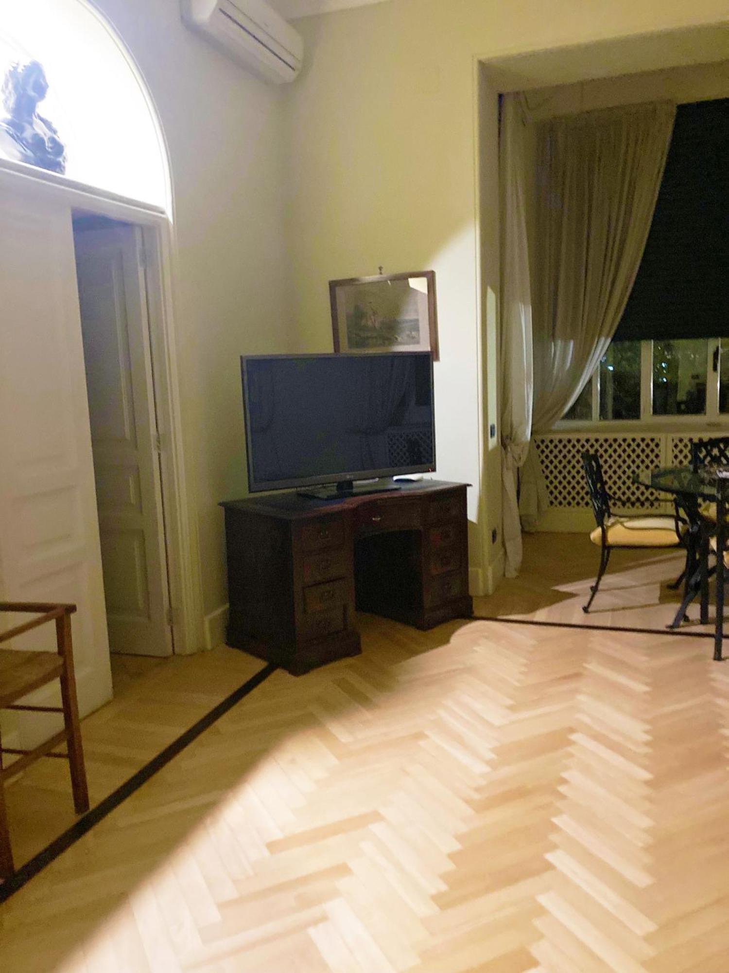 Casa Rubinacci Apartment เนเปิลส์ ภายนอก รูปภาพ