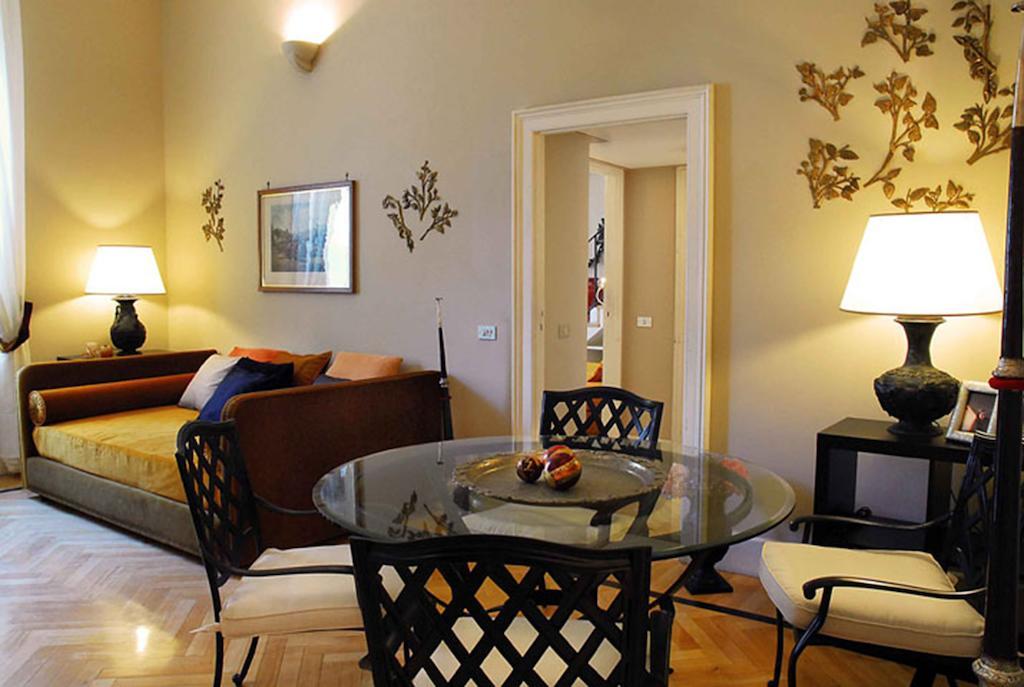 Casa Rubinacci Apartment เนเปิลส์ ห้อง รูปภาพ