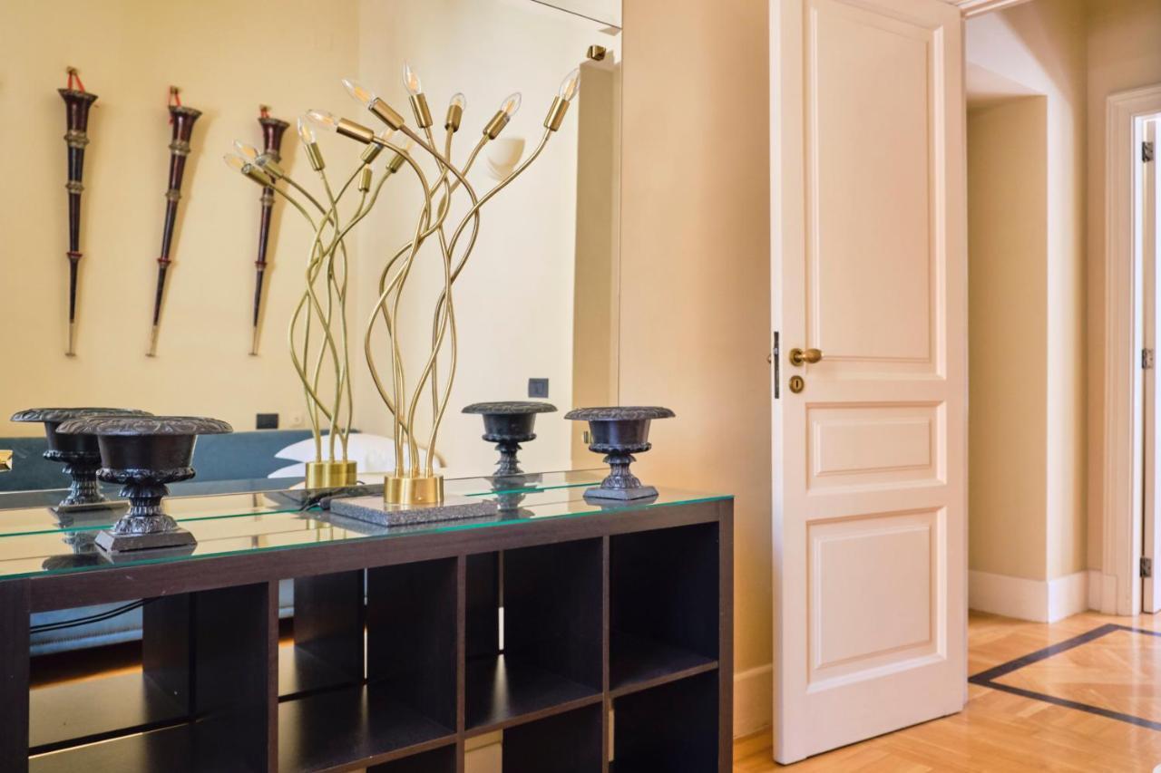 Casa Rubinacci Apartment เนเปิลส์ ภายนอก รูปภาพ